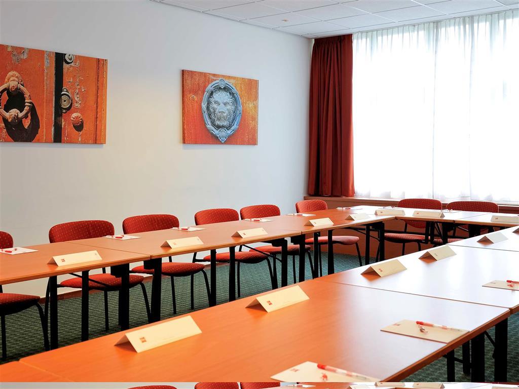 Ibis Hotel 3*