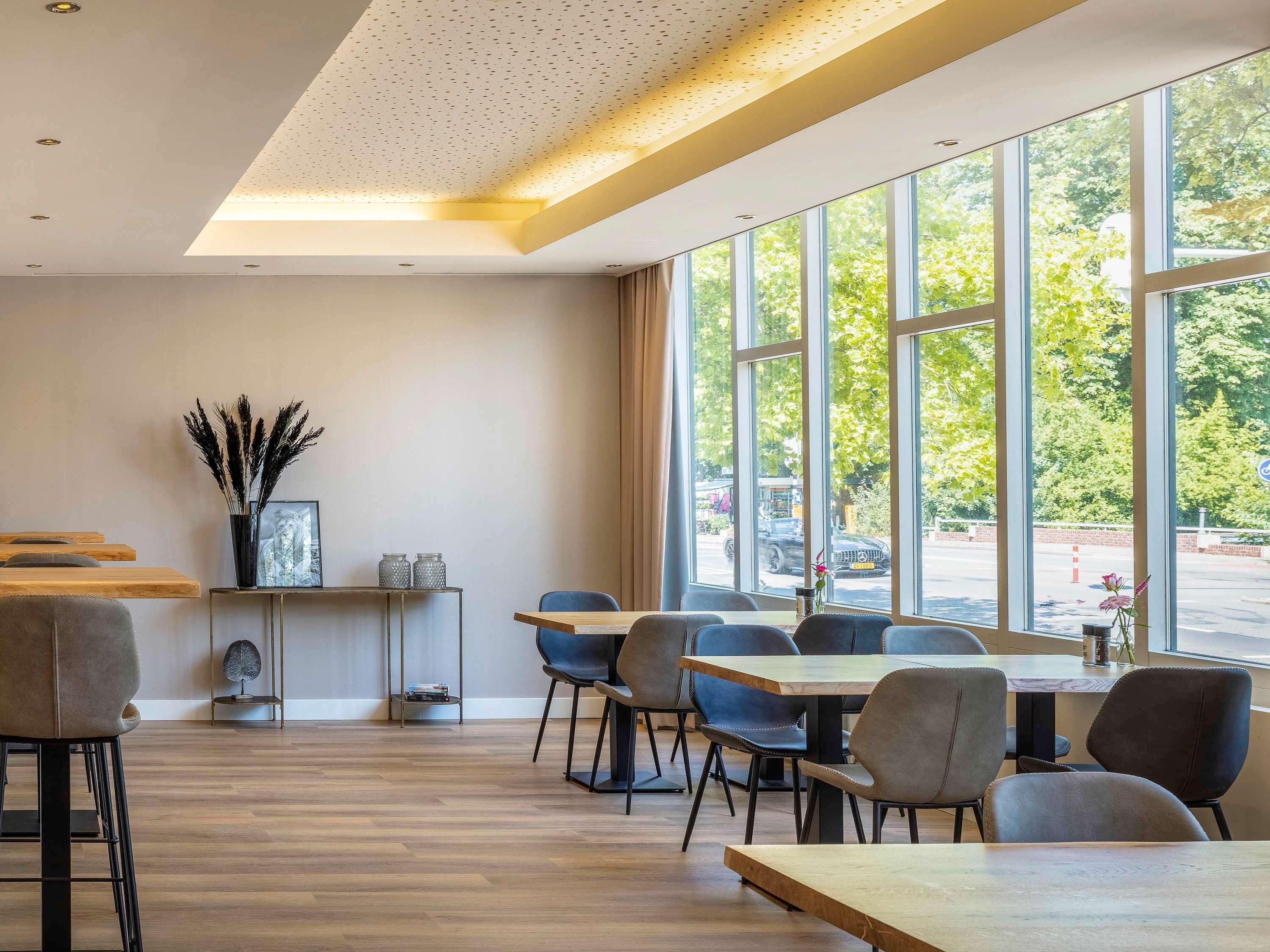 Ibis Hotel 3*